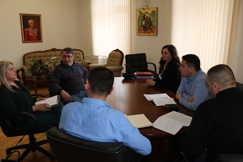 The Mayor of the Municipality of Mrkonjic Grad Divna Aničić had a meeting with the representatives of The Italian Company ''PROWOOD'' who signed a three year contract with IKEA.